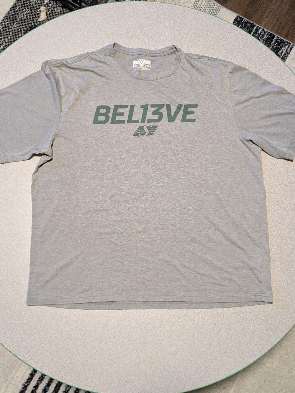 Saskatchewan Roughriders Believe Levelwear CFL Men's XL T-shirt Tee